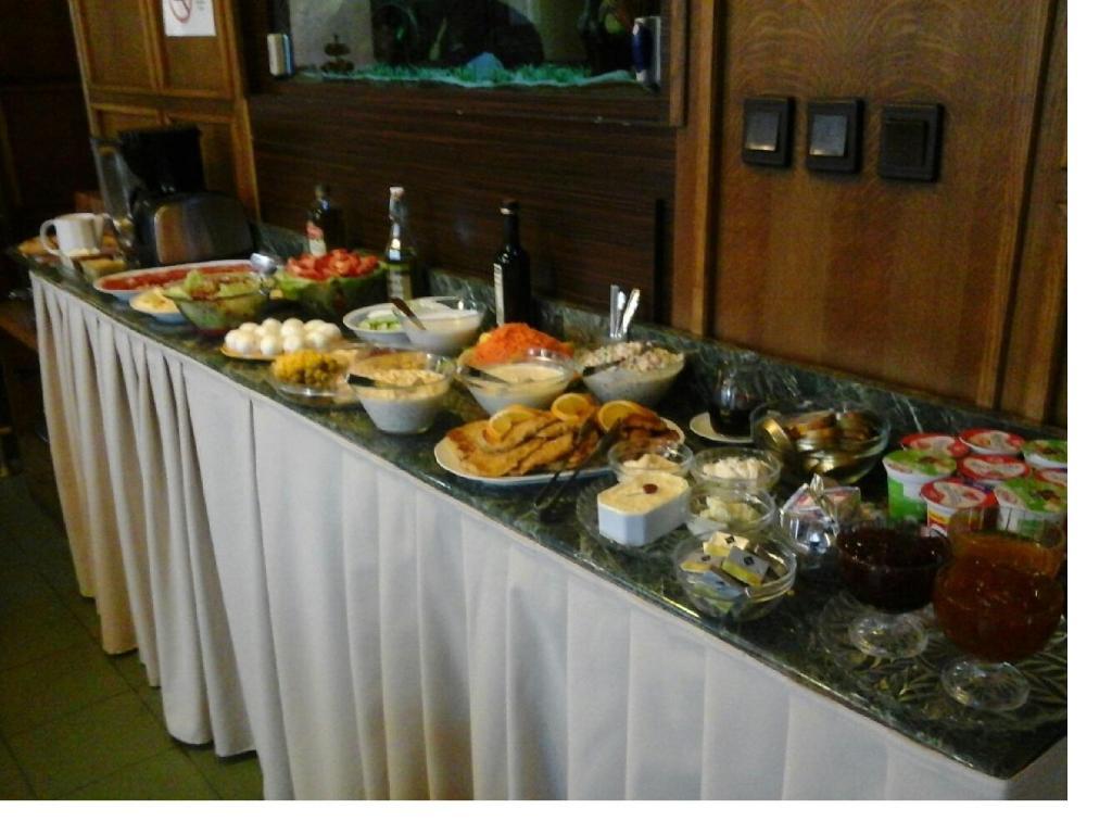 Hotel Omnibusz Βουδαπέστη Εξωτερικό φωτογραφία