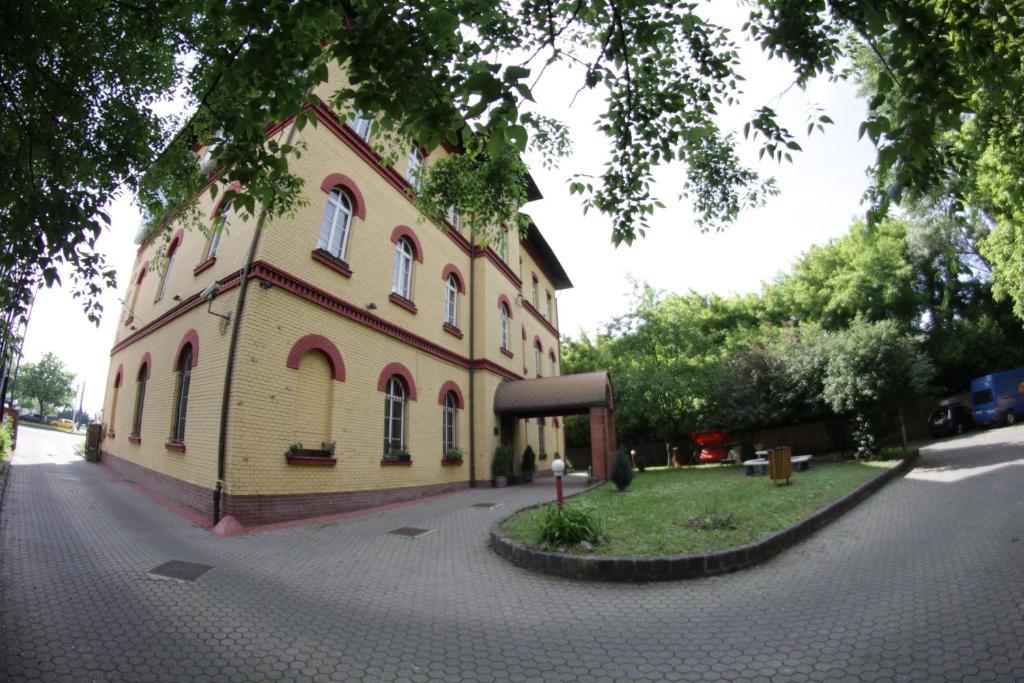 Hotel Omnibusz Βουδαπέστη Εξωτερικό φωτογραφία