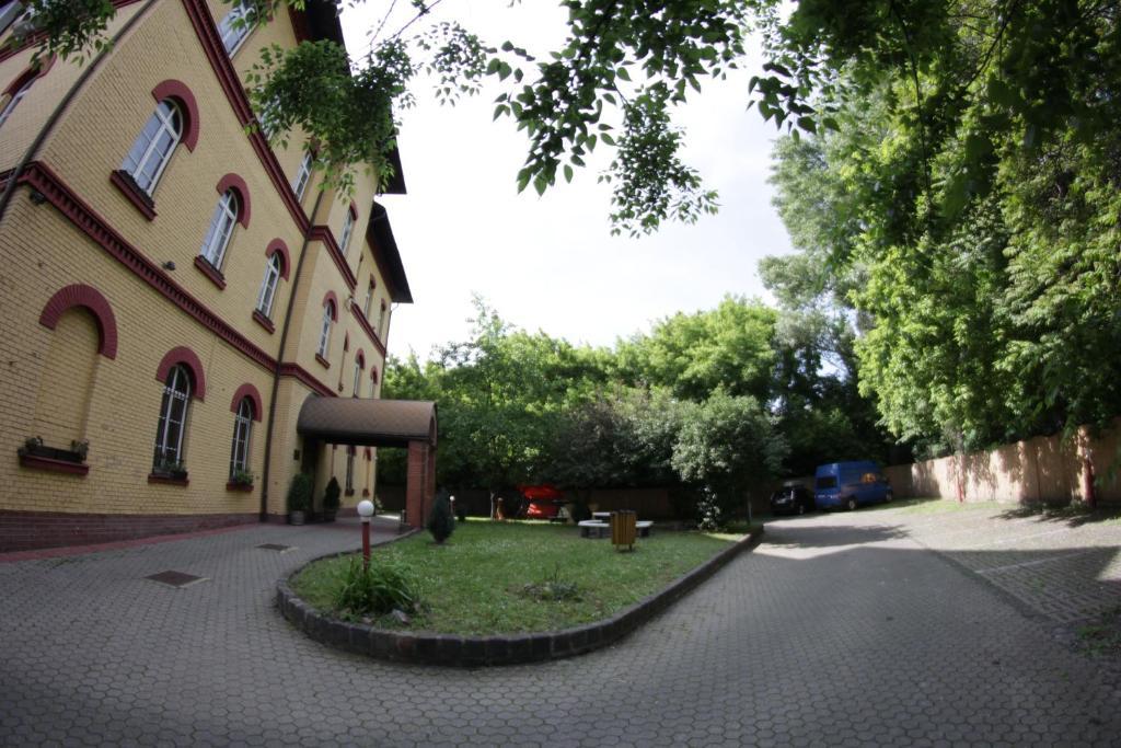 Hotel Omnibusz Βουδαπέστη Εξωτερικό φωτογραφία