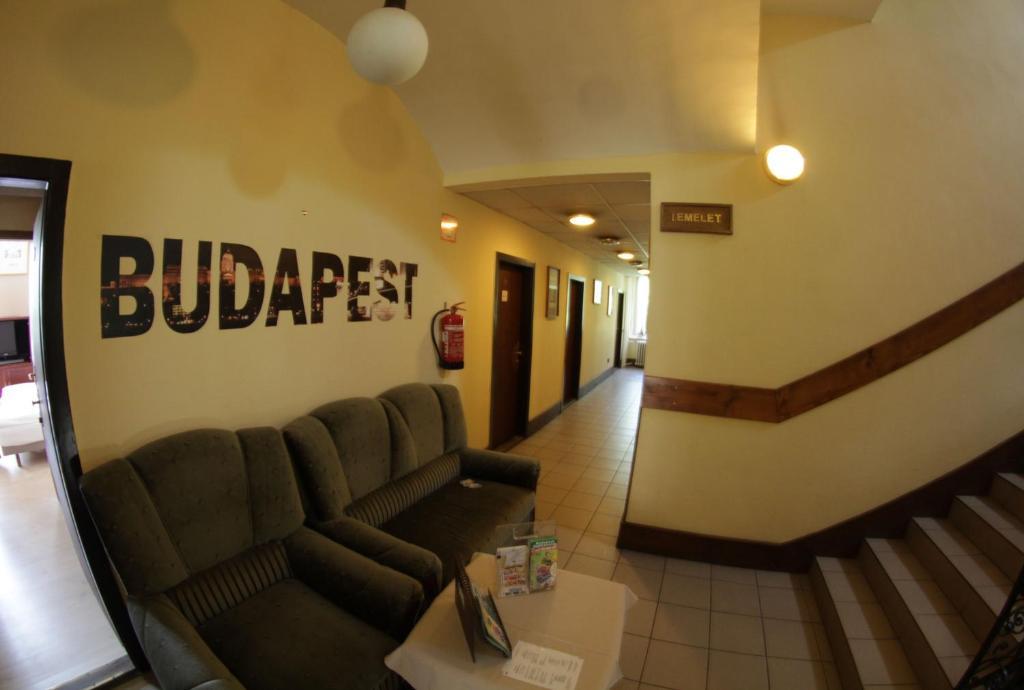 Hotel Omnibusz Βουδαπέστη Εξωτερικό φωτογραφία