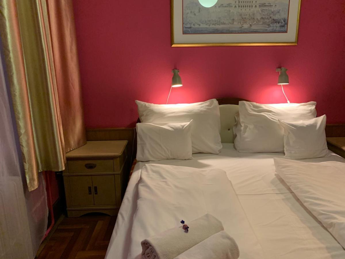 Hotel Omnibusz Βουδαπέστη Εξωτερικό φωτογραφία