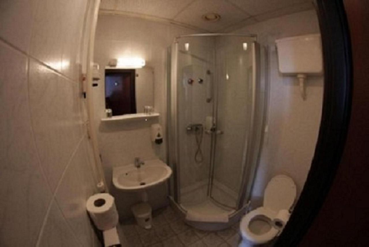 Hotel Omnibusz Βουδαπέστη Εξωτερικό φωτογραφία