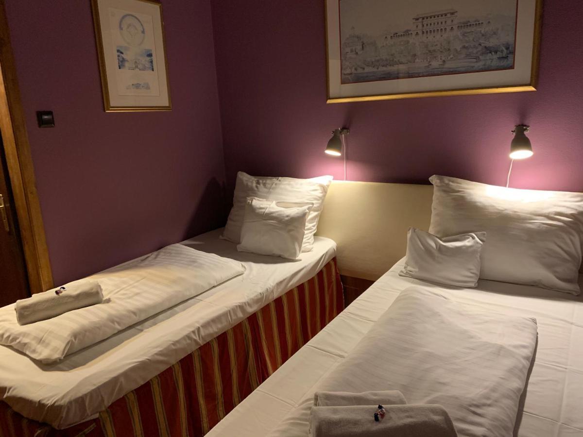 Hotel Omnibusz Βουδαπέστη Εξωτερικό φωτογραφία