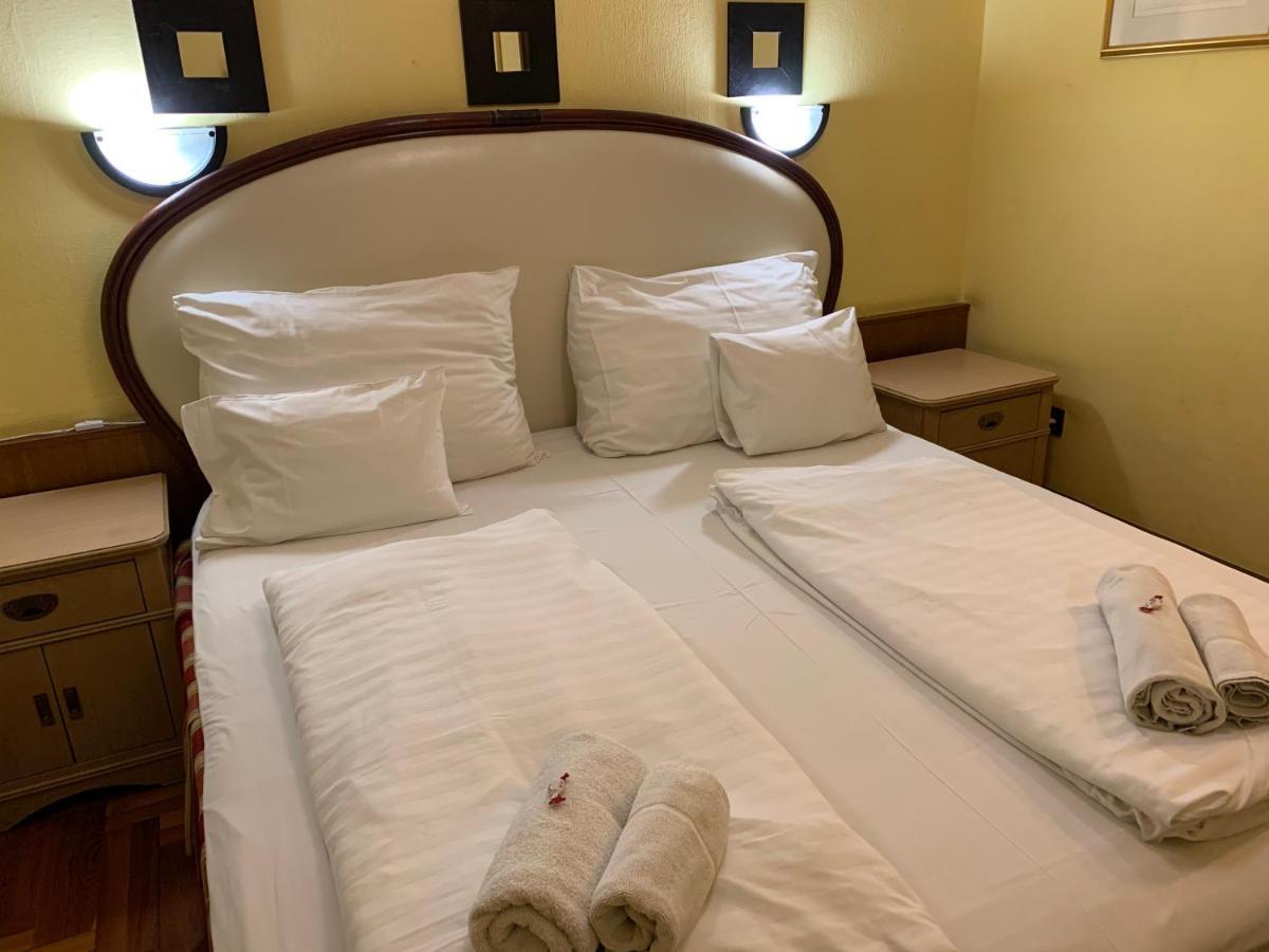 Hotel Omnibusz Βουδαπέστη Εξωτερικό φωτογραφία